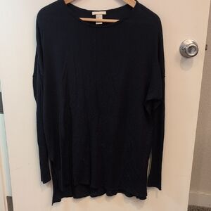H&M Women's Classic Black Crew Neck Sweater
